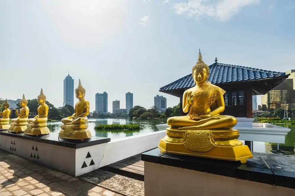 Day 12 | Colombo's Sacred Sites & City Highlights | Colombo